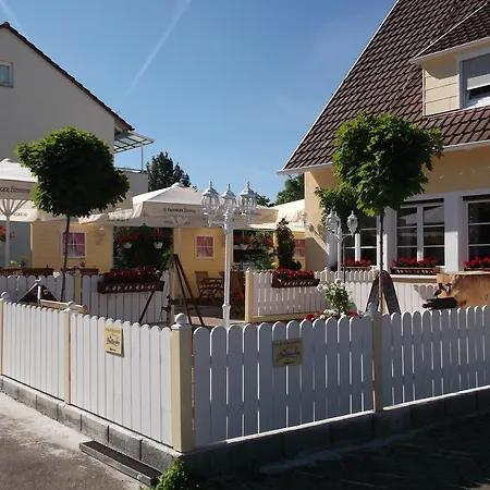 Vogelgarten 3* Айзлинген